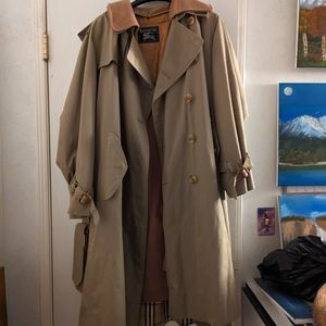 Burberry classic tan trench coat sz 40 reg with removable wool lining